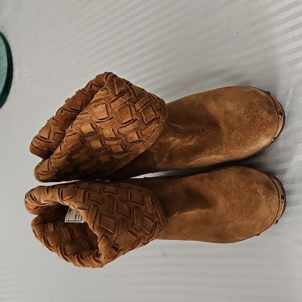 Womens Ugg suede ankle boots size 7
